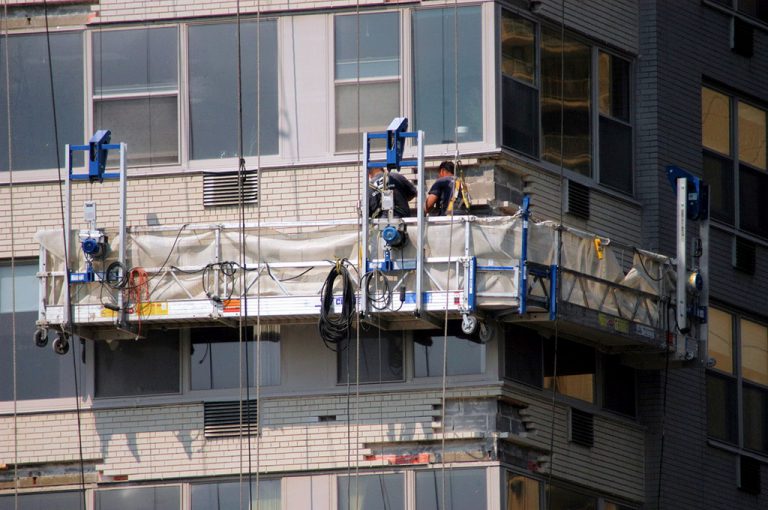 skyclimbers construction