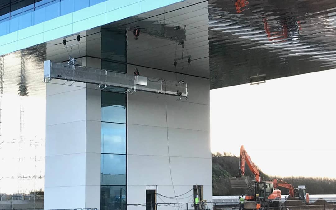 Platform and recessed monorail installation in Belgium